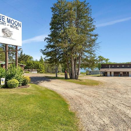Blue Moon Resort & Motel Hill City Экстерьер фото